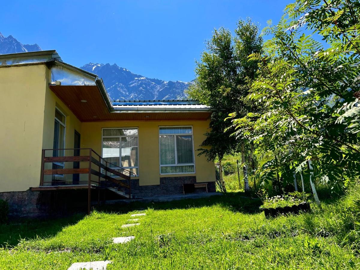 Mountain Kazbegi Apartment Екстериор снимка