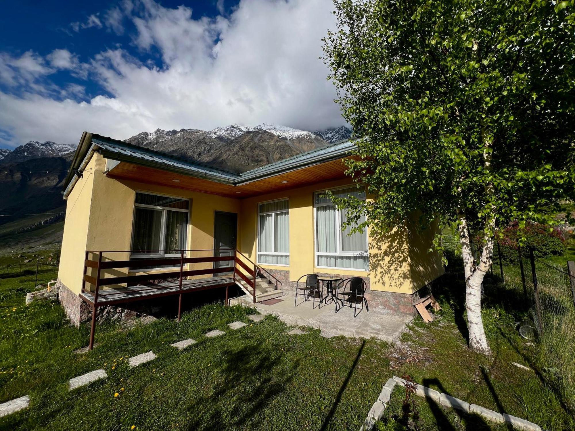 Mountain Kazbegi Apartment Екстериор снимка
